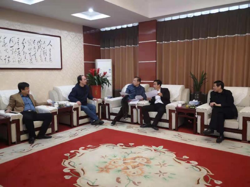 Leaders of the Municipal People's Congress investigate the construction of Longgang logistics project